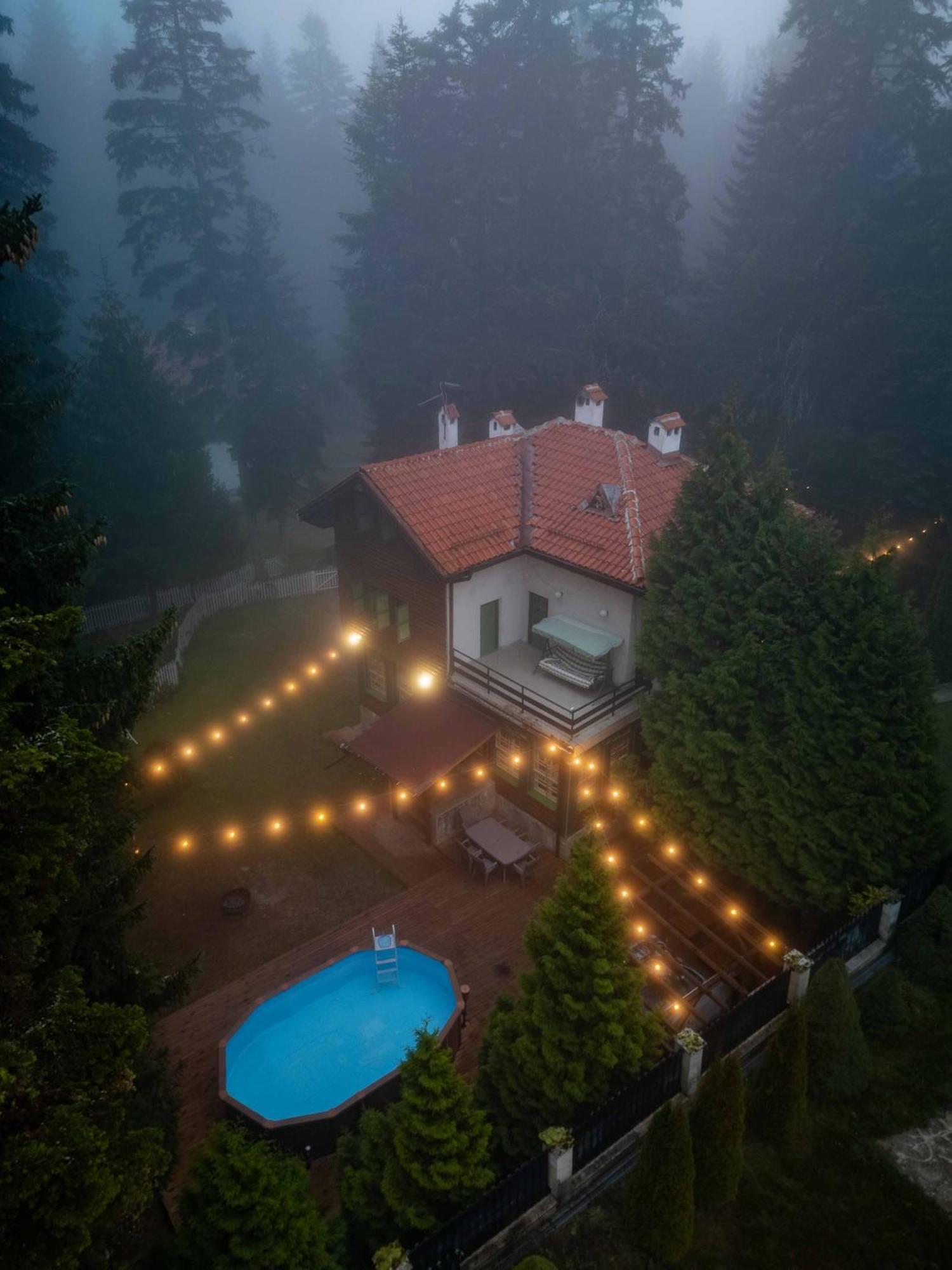 Villa Adis With Hot Pool & Jacuzzi By Bookvillabg Borovets Exterior photo